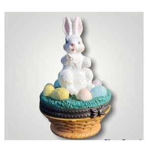 CAvon Bunny Keepsake Ring box Rabbit from the Springtime Friends Collection
